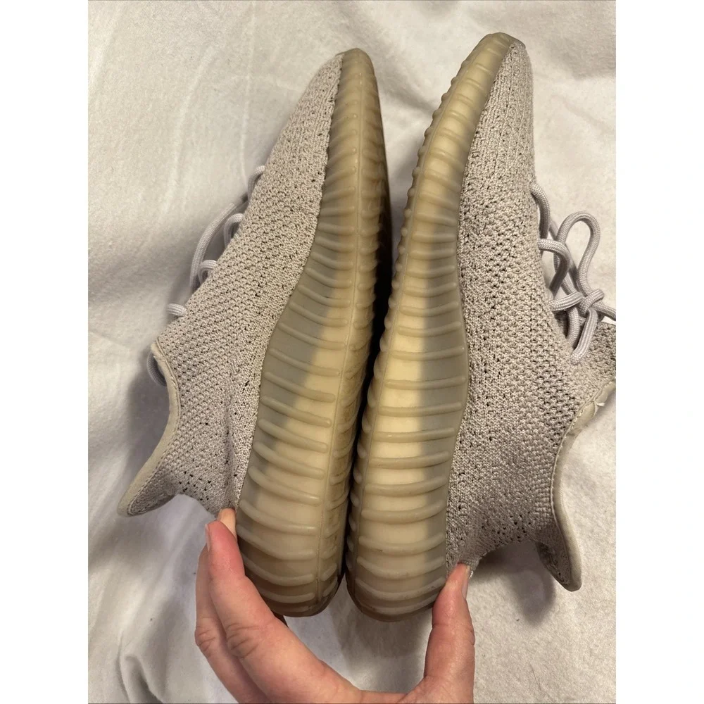Adidas Yeezy Boost 350 V2 Beige Black SPLY-350 Size 11 HP7870 Kanye West